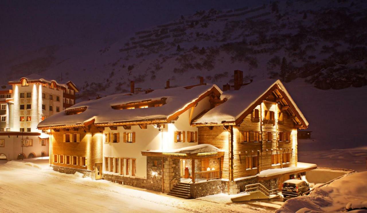 Zürs Bentleys House Mountain Residence מראה חיצוני תמונה